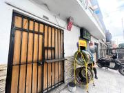 casa en venta en zona comercial cerca de la chola...