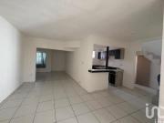 Casa en Venta en Zona de las Torres por Walmart