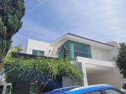 Casa en venta en Zona de Zavaleta, Puebla Amplia y Bien...