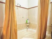 Casa en Venta en Zona Dorada – Frente a Averanda y...