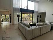 CASA EN VENTA EN ZONA ESMERALDA