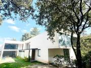 Casa en Venta en Zona Esmeralda Club de Golf Valle...
