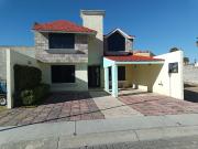 Casa en venta en Zona Plateada, con amplia terraza