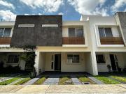 CASA EN VENTA EN ZONA REAL