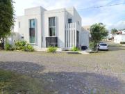 Casa en venta en zona residencial en Colima, Col. México