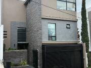 CASA EN VENTA EN ZONA LOMAS DEL CAMPESTRE