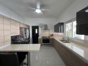 Casa en Venta en zona Sierra Alta, Monterrey, NL