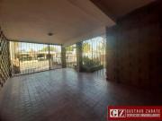 CASA EN VENTA EN ZONA SUR CON 4 DORMITORIOS + PILETA