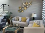 Casa en Venta Entre El Refugio y Zibata, 3 Recamaras,...