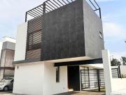 Casa en venta entrega inmediata a una cuadra de Av las...