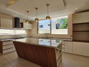 CASA EN VENTA EQUIPADA EN PRIVADA AL NORTE DE MÉRIDA, CHOLUL