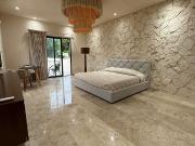 CASA EN VENTA EQUIPADA Y CON PANELES SOLARES EN ZONA...