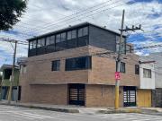 CASA EN VENTA ESQUINA PRADOS AGUA AZUL, SOBRE AVENIDA 4...