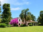 Casa en Venta Estilo Colonial nueve mil metros de parque...