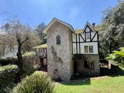 Casa en VENTA, Estilo Inglés en Condado de Sayavedra...