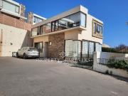 Casa en venta estilo mediterránea en condominio en Reñaca