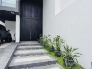 Casa en Venta, Estricta Seguridad, El Uro, Monterrey,...