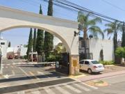 CASA EN VENTA, EXCELENTE UBICACIÓN A 10 MINUTOS DE...