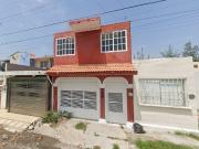 CASA EN VENTA ! EXELENTE OPORTUNIDAD DE INVERSION¡...