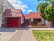 CASA EN VENTA F VARELA 4 AMB APTO CREDITO