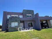 Casa en Venta Financiada y Alquiler Temporal en Costa...