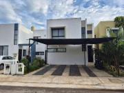 CASA EN VENTA “FLORESTA” CASA EN VENTA “FLORESTA”