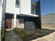 CASA EN VENTA FRACC ADAMAR TLAJOMULCO DE ZUÑIGA, JALISCO