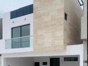 Casa en Venta Fracc Altanna