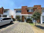 CASA EN VENTA, FRACC. BOSQUE DE LAS FUENTES, CALIMAYA,...