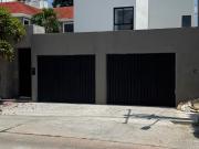 CASA EN VENTA, FRACC BOULEVARES, FRENTE AL TEC DE...