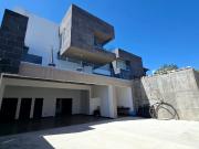 CASA EN VENTA, FRACC CLUB CAMPESTRE, 1630 MTS, EXCELENTE...