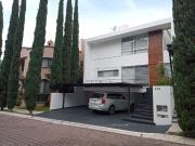 CASA EN VENTA FRACC CUMBRES DE MORELIA SALIDA MIL CUMBRES