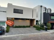 CASA EN VENTA FRACC. EL MONASTERIO