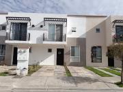 Casa en venta Fracc el Portugal, Oportunidad! Calle...