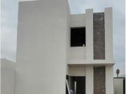 CASA EN VENTA FRACC. FIDEL VELÁZQUEZ EN GÓMEZ PALACIO,...