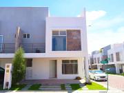 Casa en Venta, Fracc. Hacienda El Sisal, Cuautlancingo,...