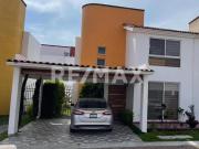 CASA EN VENTA FRACC. JARDINES DE SAN CARLOS 4