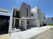 Casa en Venta Fracc. Lomas del Dorado, Boca del Rio