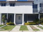 Casa en venta Fracc. Palmas III entrando por Paseo de la...