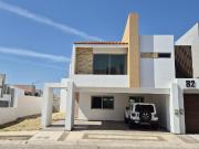 Casa en venta Fracc. Portalegre