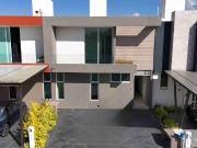 Casa En Venta Fracc. Privado atrás de la Pepsi