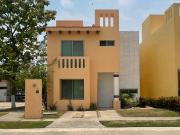 Casa en venta. Fracc. Puerta Magna. Zona Country,...
