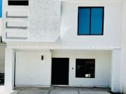 Casa en Venta Fracc. Rinconada de La Sierra $ 3,550,000