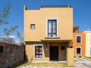 Casa en Venta, Fracc. Zirándaro, San Miguel de Allende,...