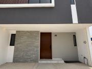 CASA EN VENTA FRACCIONAMIENTO ADAMAR EN TLAJOMULCO DE...