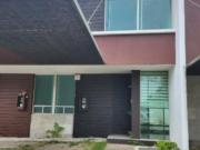 Casa en venta. Fraccionamiento Altozano Villahermosa Tabasco