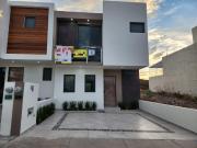 Casa en Venta Fraccionamiento Cañadas del Bosque Tres Marías