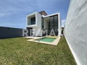 CASA EN VENTA FRACCIONAMIENTO JARDINES DE TLAYACAPAN