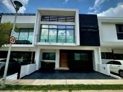 Casa en Venta – Fraccionamiento La Cima, Coto Privado