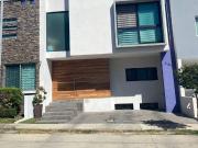 Casa en Venta Fraccionamiento La Cima, Zapopan